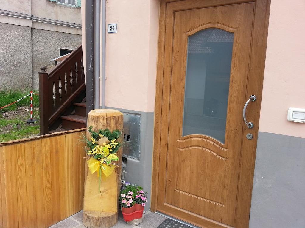 Casa Di Girolamo Lägenhet Predazzo Exteriör bild