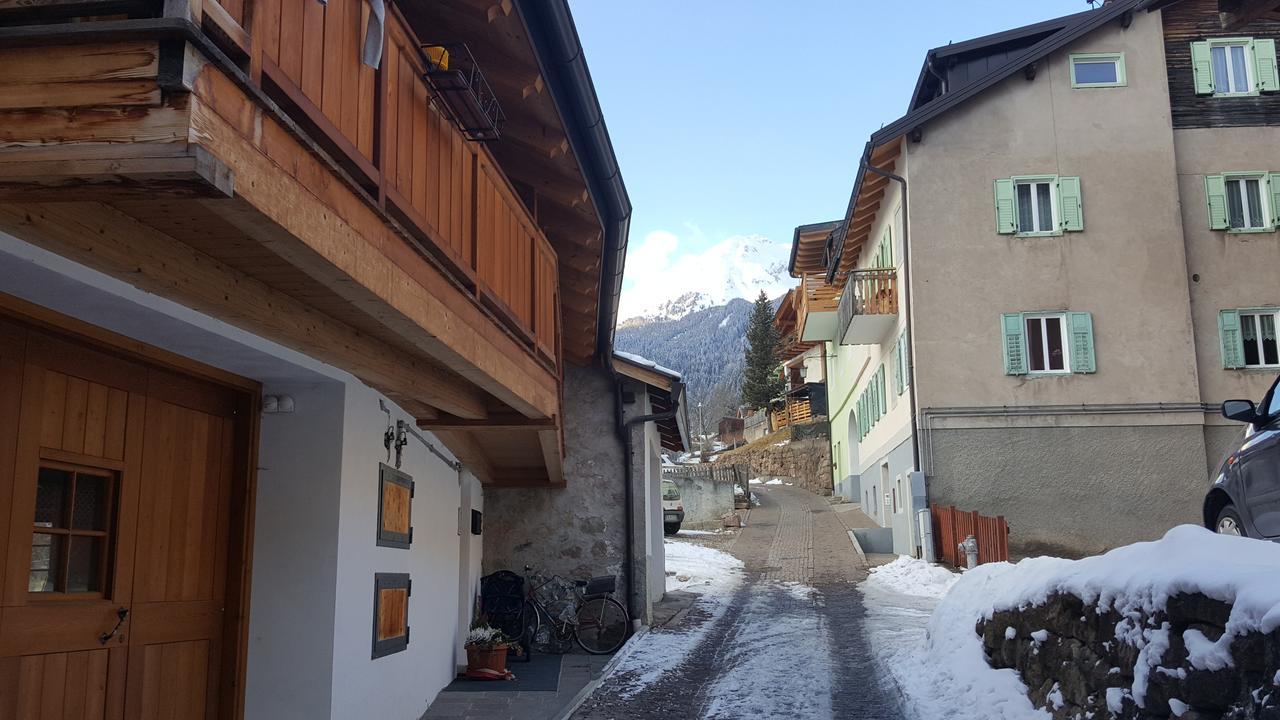 Casa Di Girolamo Lägenhet Predazzo Exteriör bild